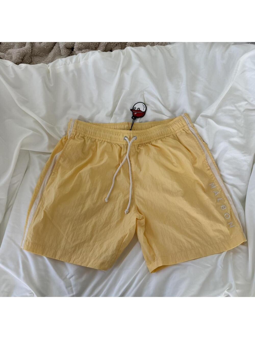 Malbon Men’s orchard sport shorts NWT